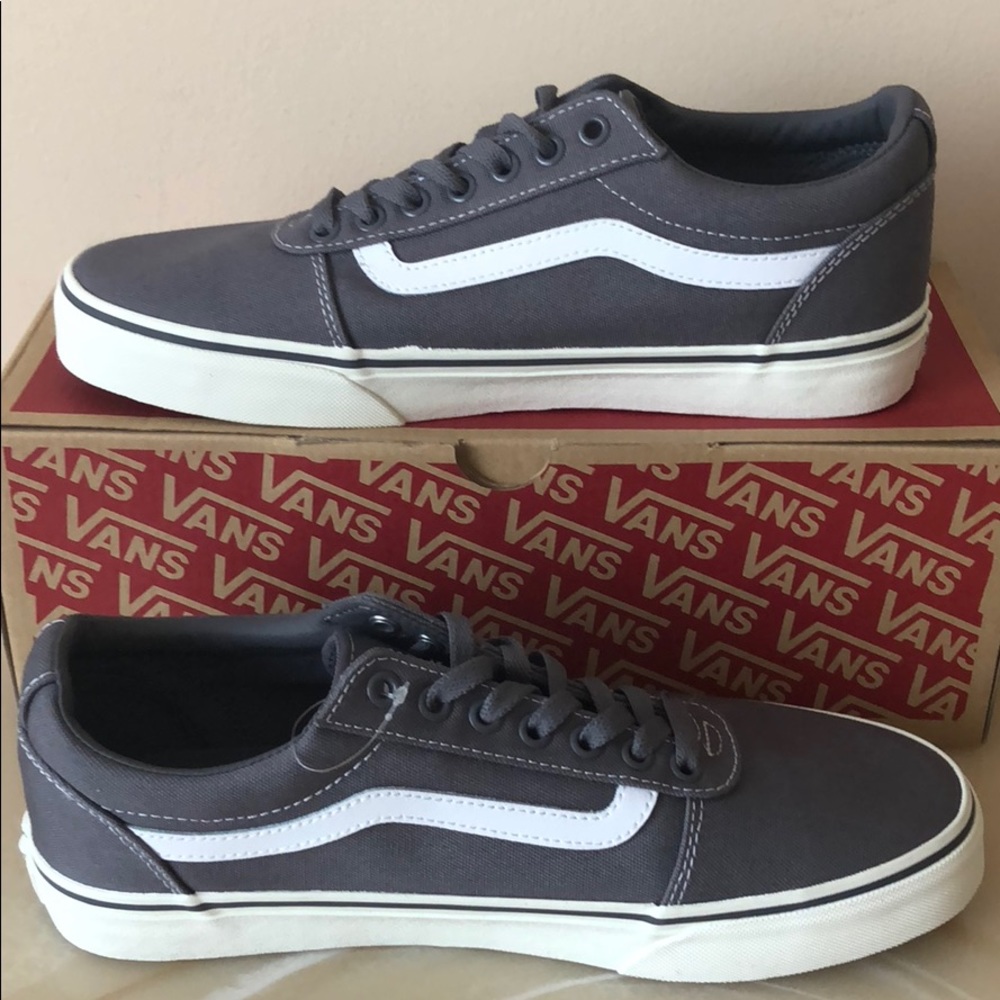 NIB men’s Vans shoes 👟 - Picture 4 of 7